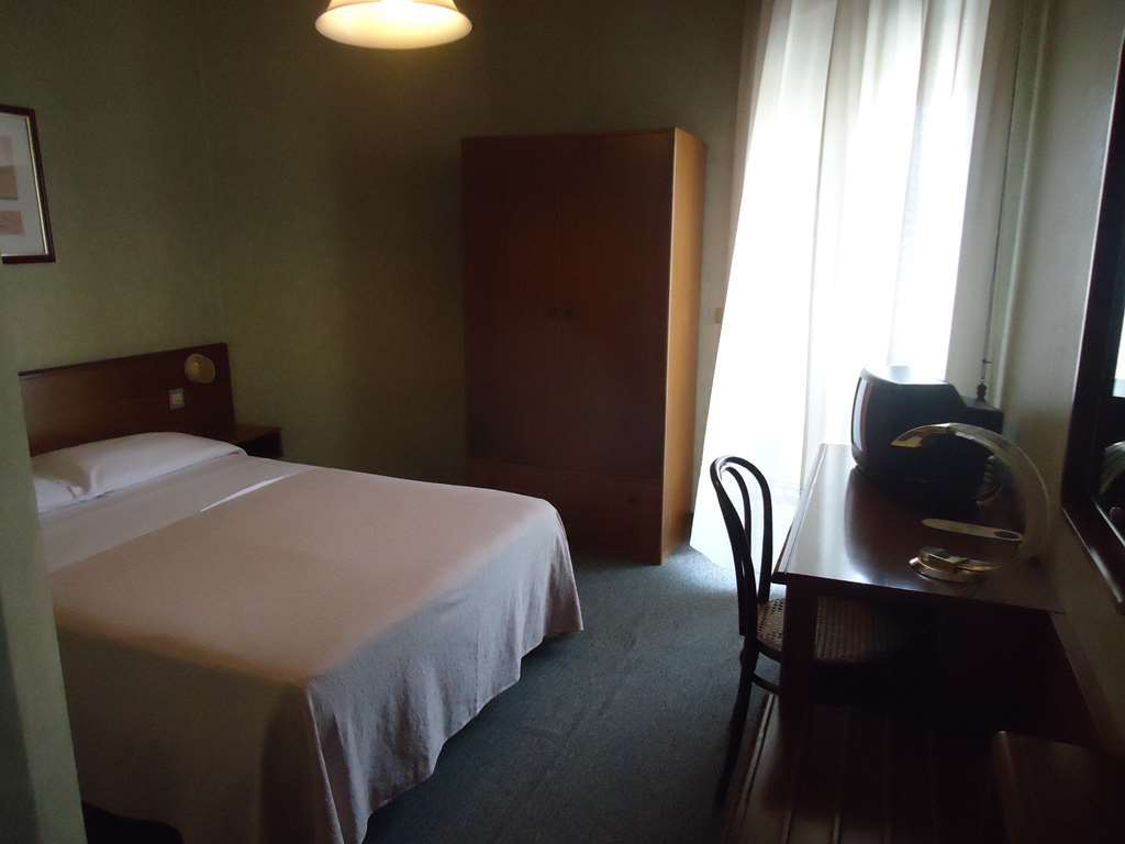 Hotel De La Ville Central Latina Chambre photo